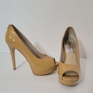 Michael Kors Womens York Pump Size 6.5 Tan Nude Leather Platform Heel Dress Shoe